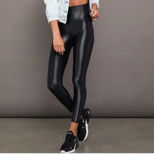Carbon38 Legging In Takara Shine Small